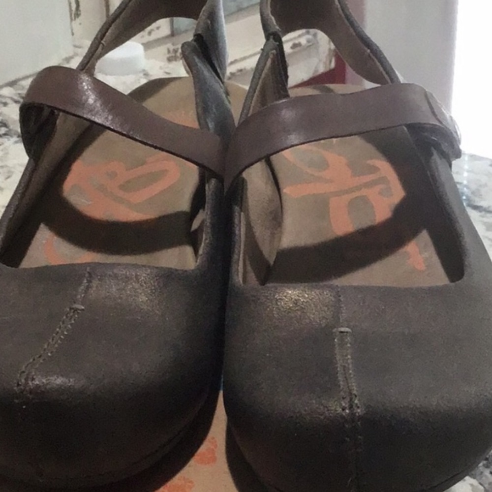 OTBT Mary Jane wedge shoe